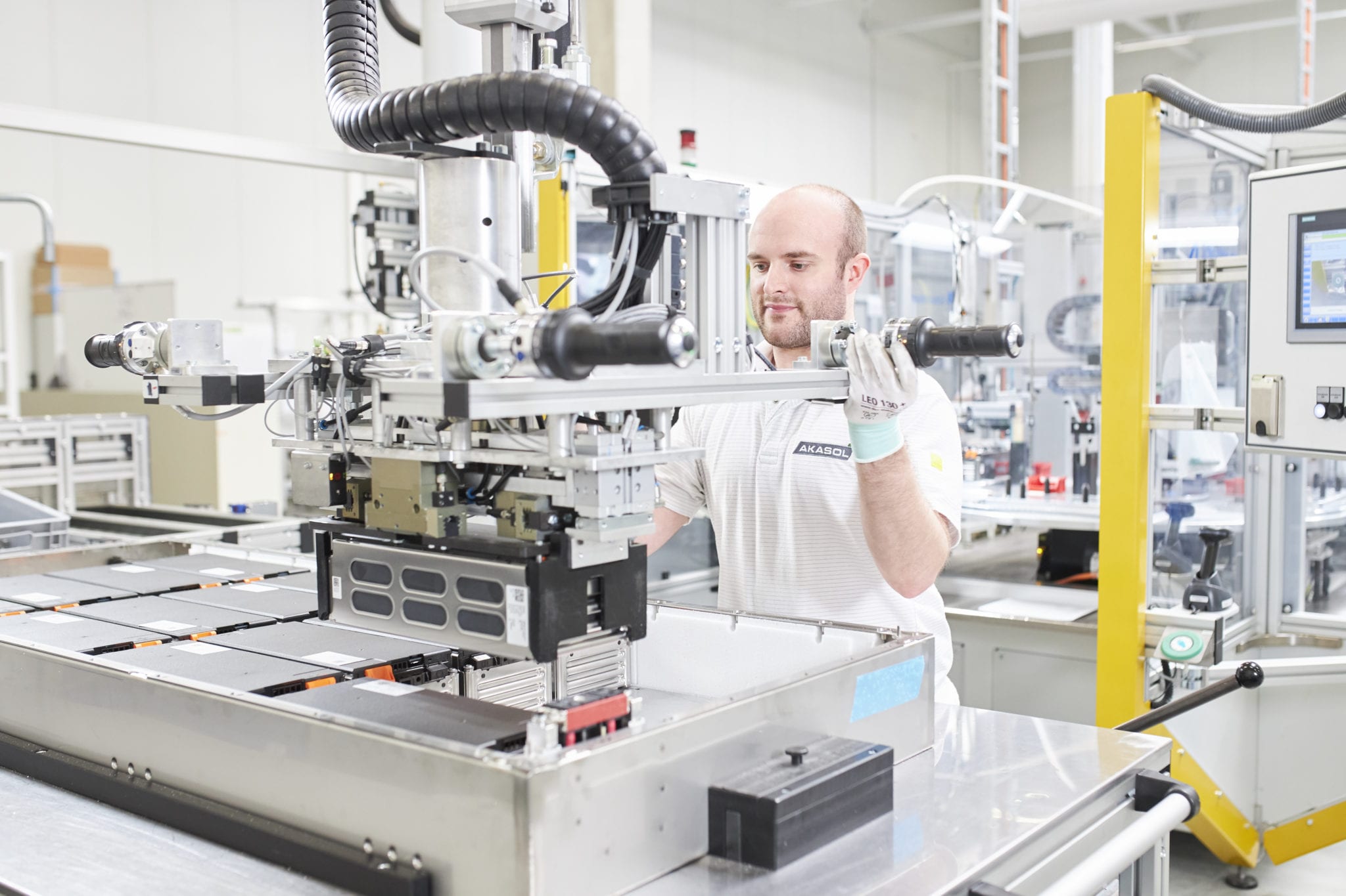 Akasol to launch new battery systems for electric and hybrid buses ...