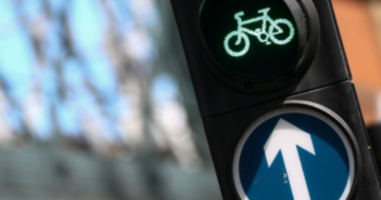 Manchester trials AI-powered traffic lights as part of £30m investment in 5G