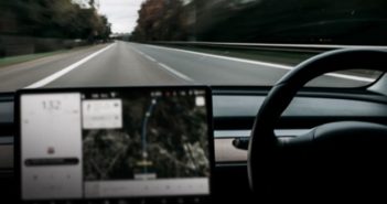UK government approves use of automated lane keeping systems on motorways