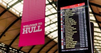 Smart city screens now live in Hull’s transport station