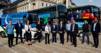 UK’s Carbon Battle Bus visits Birmingham en-route to COP26