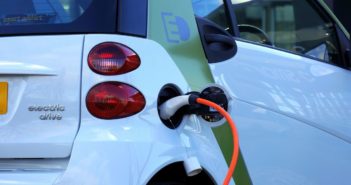 Hackney issues tender for 3,000 EV chargers by 2030