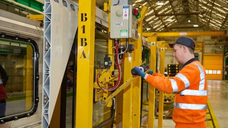 TfL announces 10 new Elizabeth line trains in production